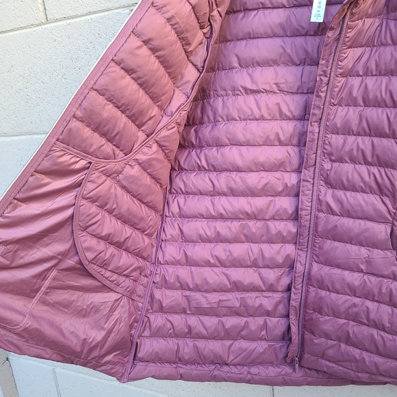 Lululemon | Pack It Down Vest Size 12 Style W4BELS - Picture 9 of 12